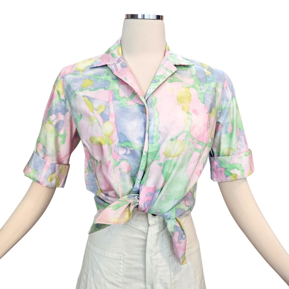 Vintage 1970s Blouse Top Shirt Pastel Abstract Floral Print Short Sleeve Button